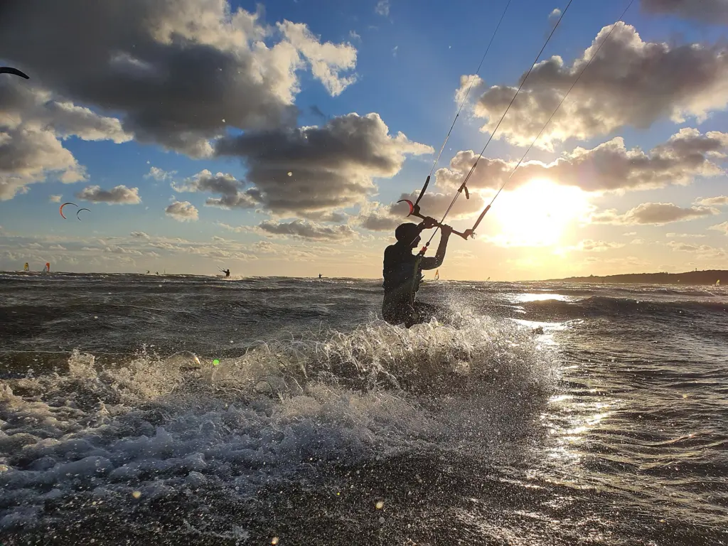 Kitesurfing in Apelviken Beach – a popular kitesurfing spot near Varberg, Sweden