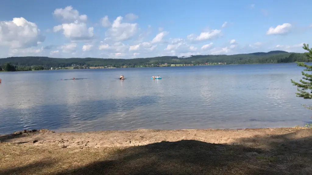 Grässjön i Gräsmarks distrikt, Värmland. Foto från badplatsen i sjöns södra ände.