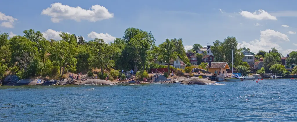 Busy beach at Norrhamnen, Vaxholm