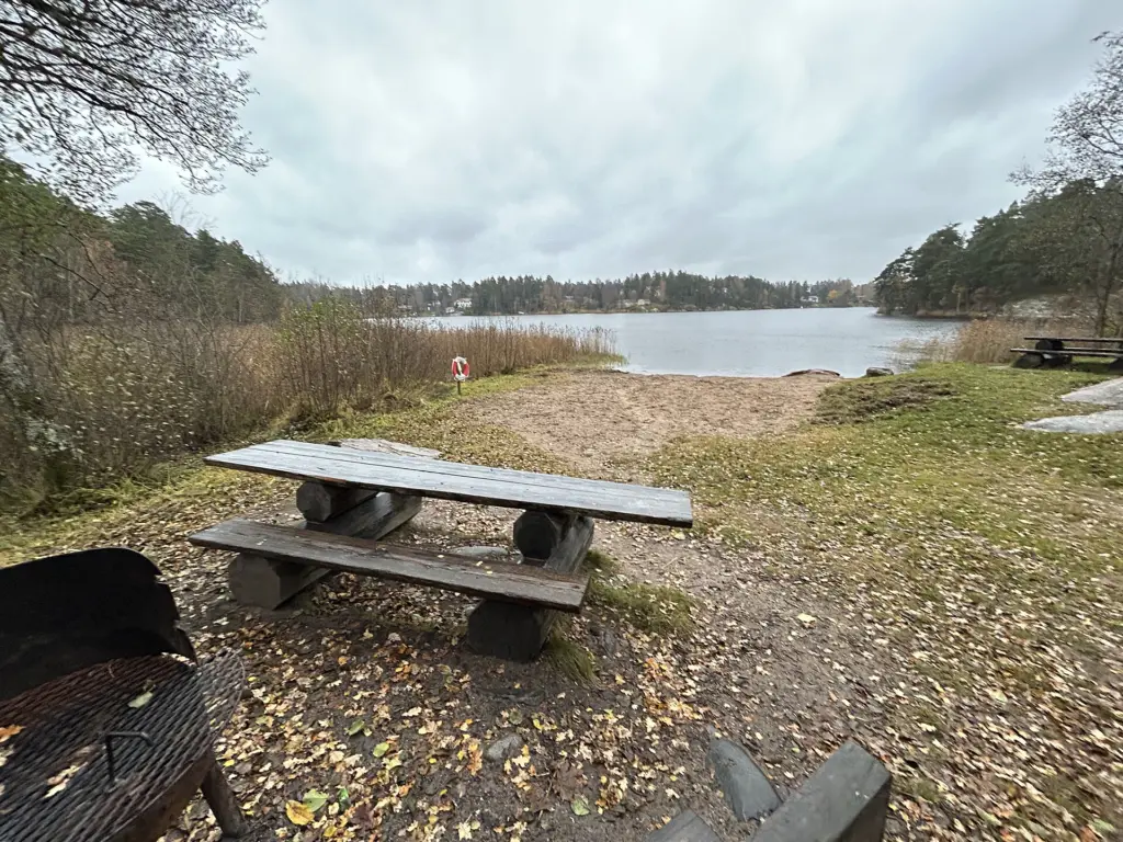 Badplats och grillplats